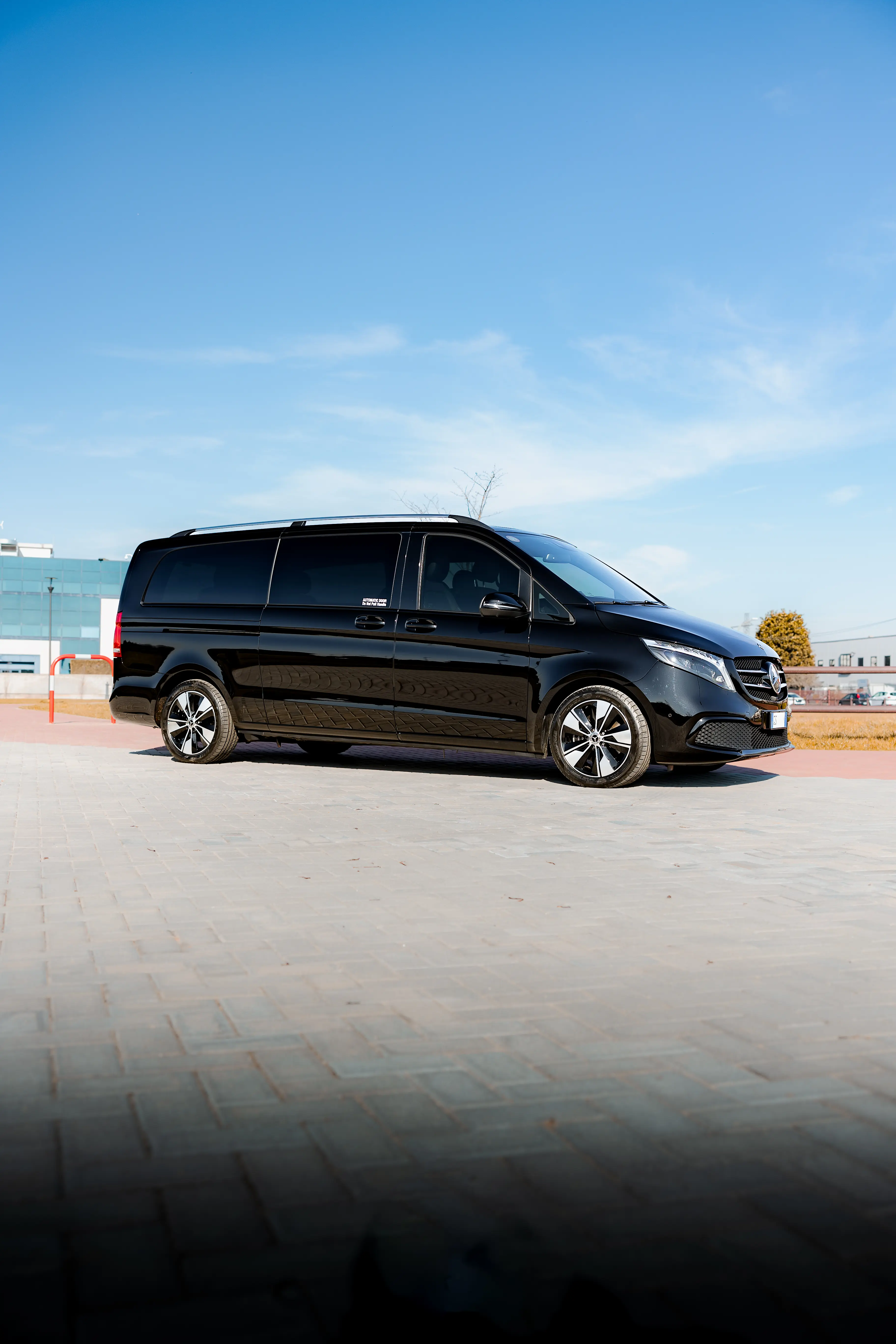 Luxury airport transfer vehicle in Milan